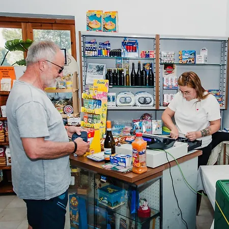 Üdülőpark & Village Rais Gerbi